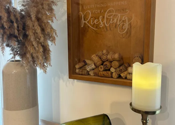 Lime&Wine - Stylishes Wohlfuehl-Apartment Am Rhein